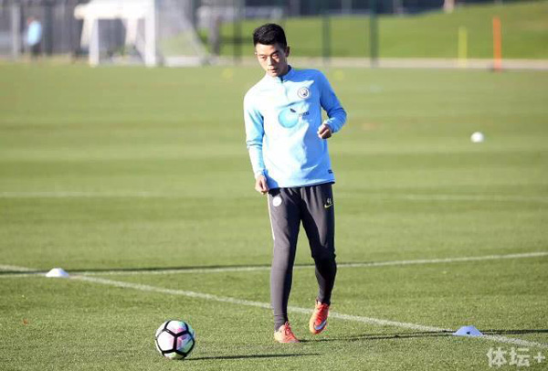 恒大20岁新星试训曼城，他以“董方卓模式”登陆英超？