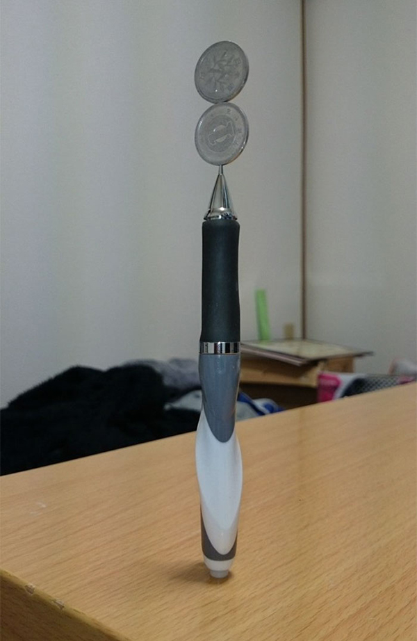 趣看｜日本达人叠叠乐，硬币玩出新境界