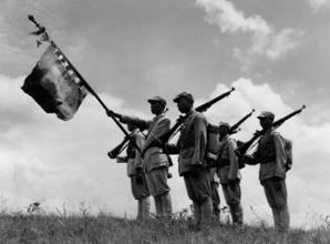 1944年反攻滇西的中国远征军是如何组建和装备的？