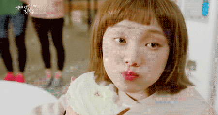 举重的姑娘，你威武雄壮