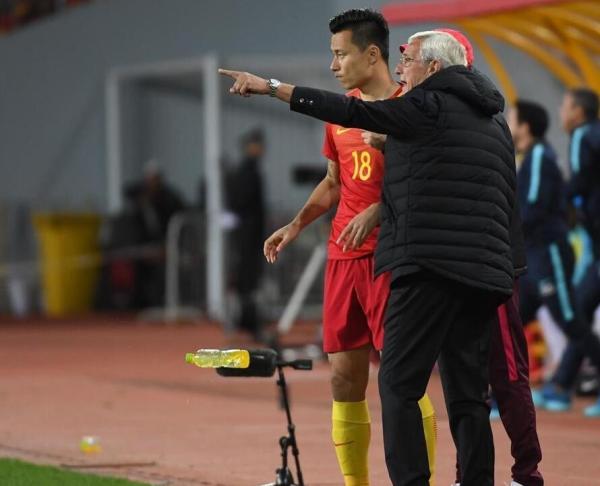 万达办“中国杯”坑了里皮？老帅为这份国足名单操碎了心