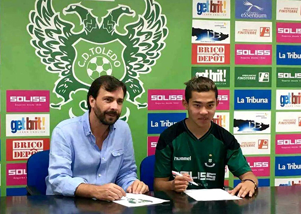 当海外球员都回国捞金，这个19岁少年等来了他的“留洋梦”