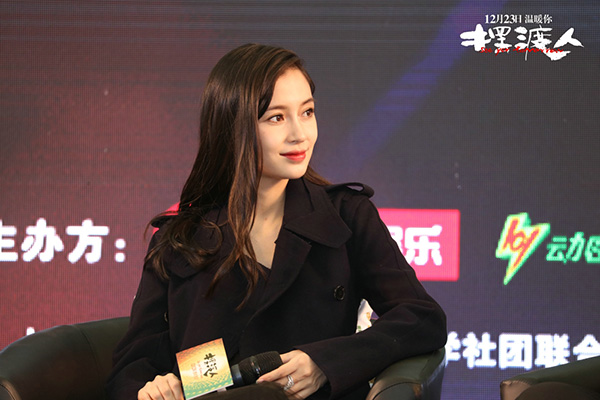 王家卫：《摆渡人》里的酒吧，就像《东邪西毒》里的客栈