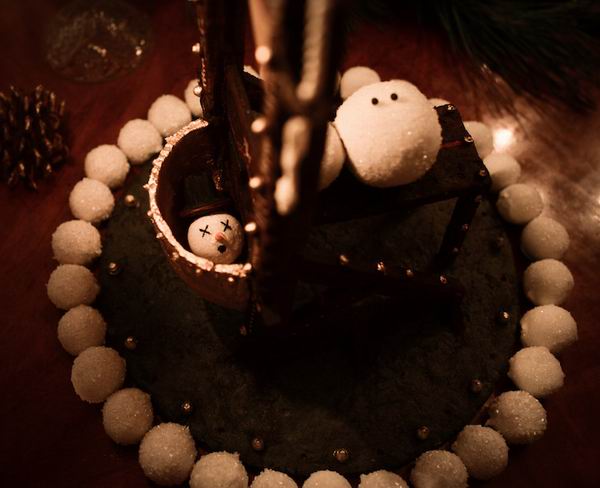 你的完美圣诞节，就差这个应有尽有的姜饼城堡了