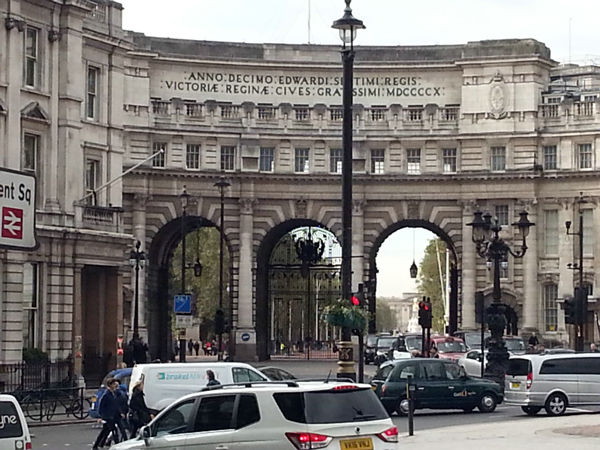 跟着电影游伦敦，以下五处朝圣观光景点不容错过