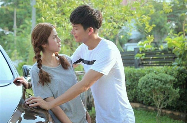 专访｜Push：不建议男生上来就壁咚，太电视剧了