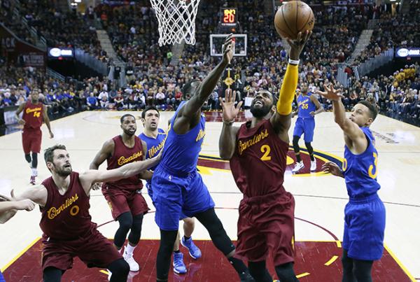 新时代的宿敌从圣诞大战开始？这是属于骑士和勇士的命运