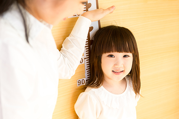 孩子身高不达标未必是矮小症，万能“长高药”目前不存在