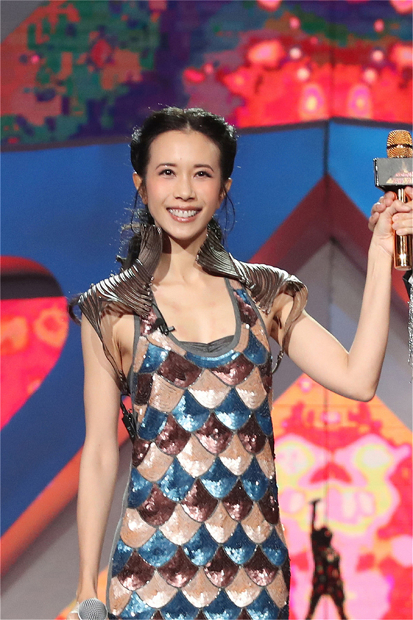 看电视丨《天籁》《爸爸4》迎收官，跨年晚会“不走寻常路”