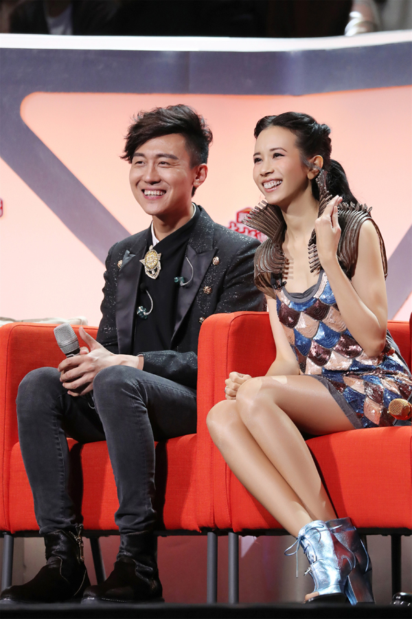 看电视丨《天籁》《爸爸4》迎收官，跨年晚会“不走寻常路”