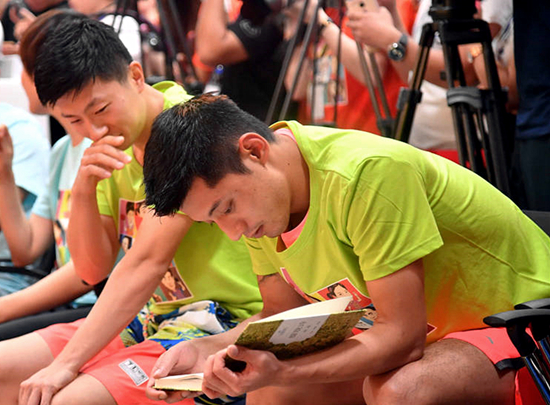 澎湃联播|100张图带你回顾2016年（下）