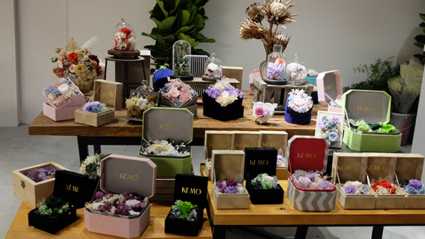 书店测评︱这是颜值最高的一家言几又