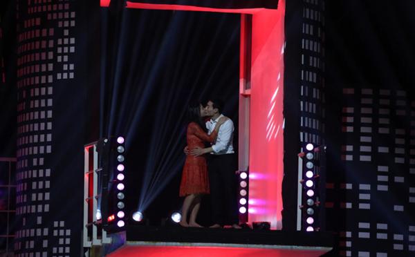 图集|撒狗粮：福原爱台北大婚，秦凯、何姿大秀“520B”