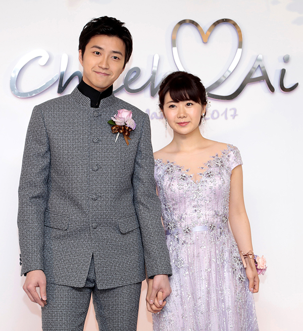 图集|撒狗粮：福原爱台北大婚，秦凯、何姿大秀“520B”