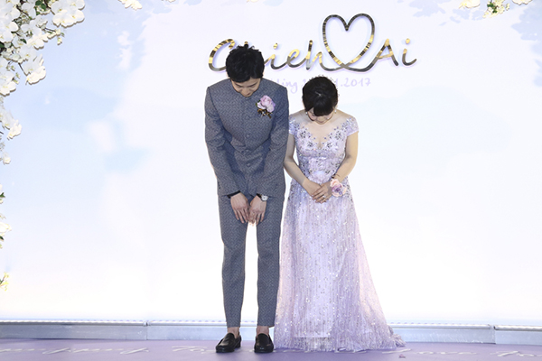 图集|撒狗粮：福原爱台北大婚，秦凯、何姿大秀“520B”