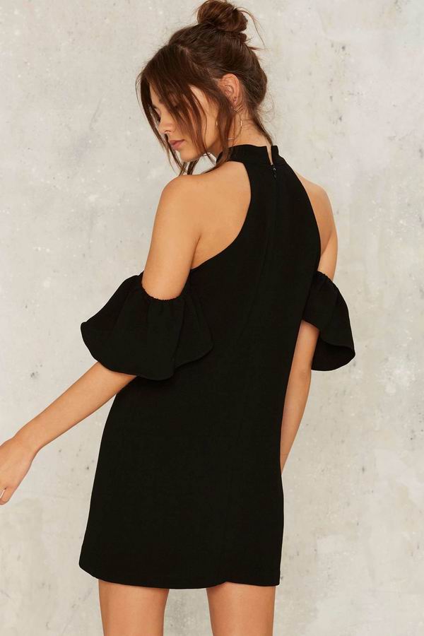 提问！年末派对怎么穿得高级性感？