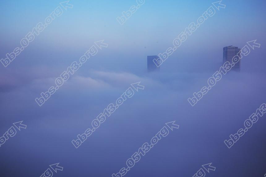 南通大雾 登高云海翻腾日出美 (4).jpg