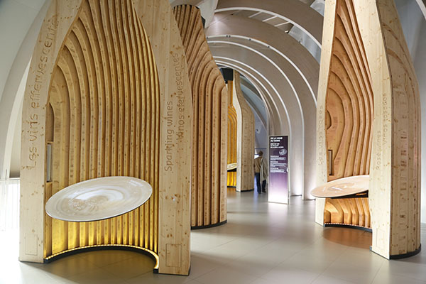 波尔多葡萄成熟时（下）