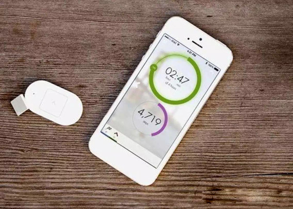 国外跑步装备智能到如此地步，我们怎么能还天天“裸跑”