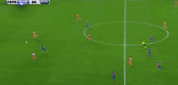 从巴萨“墙叔”沦为英超段子王，布拉沃是被瓜迪奥拉毁了？