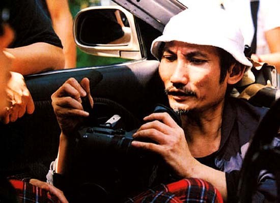 想当年｜《摆渡人》里的斗酒，徐克十几年前就玩过了