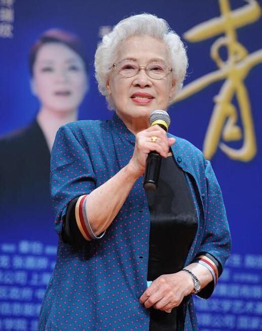 秦怡90多岁了还在写剧本拍电影，而且是拍给年轻人看的