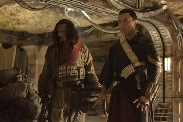 新华社刊文：好莱坞电影在华市场进入关键之年