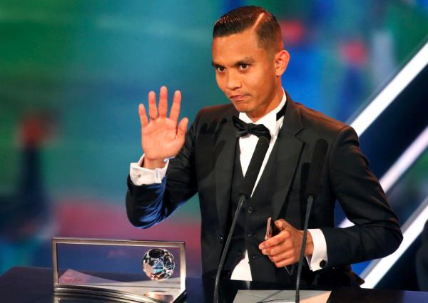 FIFA年度最佳进球太逆天，得奖的居然是个马来西亚小伙