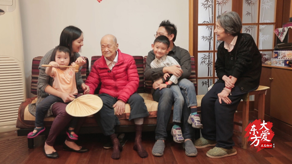 东方卫视电视专题片《不忘初心》：用真心读懂老人的世界