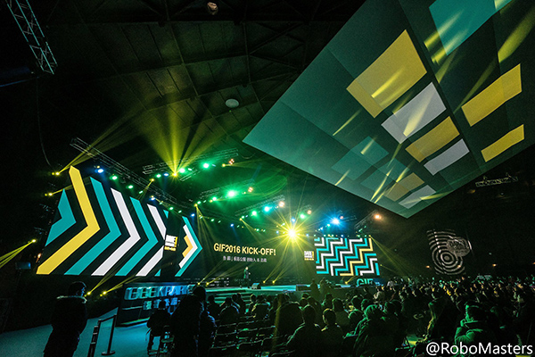 明明可以靠无人机吃饭的大疆，为什么做了个机器人教育产品