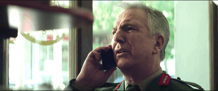 这不是一部轻松的电影，你会比主人公还着急