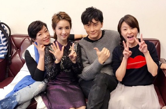 晚安｜佟丽娅说“重新开始”，陈思诚说“没离婚”