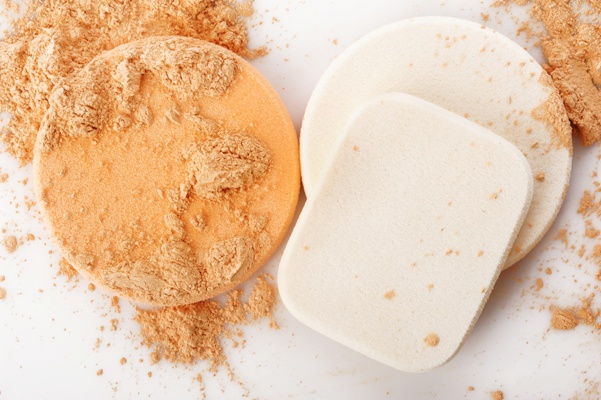 同样是“海绵”，为啥粉扑这么柔软？