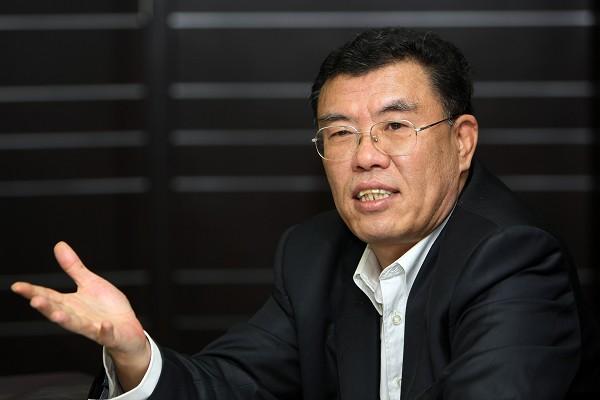 圈内好友发文悼念刘晓光：无沙尘暴的天空有你