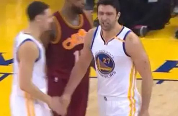 勇士终于找到骑士命门？胜负手在杜兰特和帕楚利亚的绝妙挡切