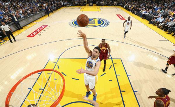 勇士终于找到骑士命门？胜负手在杜兰特和帕楚利亚的绝妙挡切