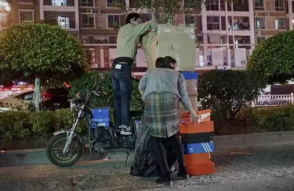 我在“假鞋之都”莆田花4个晚上买了一双最NB的NB鞋