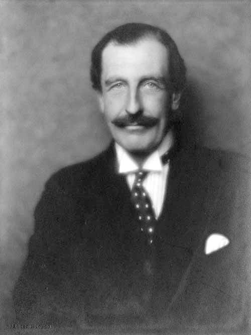 英国档案中的“白团”：蒋介石整饬军队的绝密安排