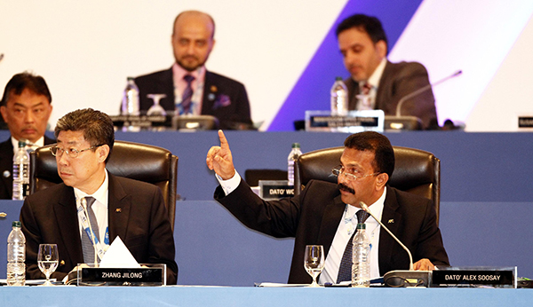 “足球外交家”张吉龙告别领导岗位，足协欠他一句“抱歉”