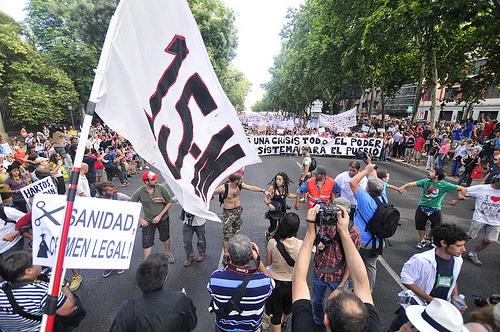 专访政治学家约翰?基恩：西方民主能否走出二战后最严峻危局