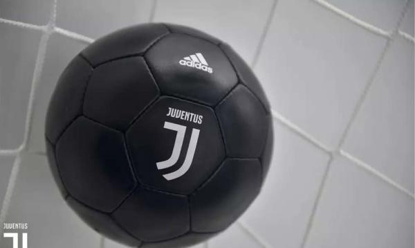 百年尤文把队徽改成了这样，球迷吐槽：这是要签林俊杰？