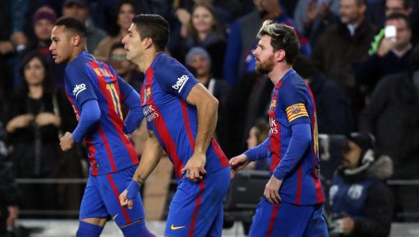 下半场的巴萨惹不起？那是因为“宇宙队”真的变弱了