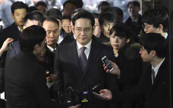 韩国法院驳回检方批捕三星太子爷李在镕申请，称无逮捕必要