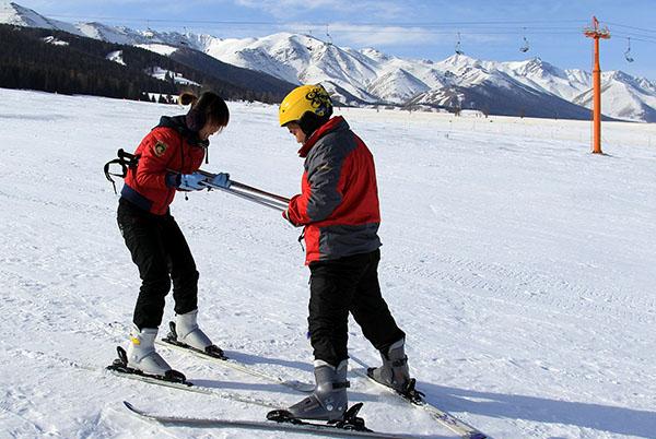 滑雪命案频发令人心痛，给滑雪初学者的10条救命贴士