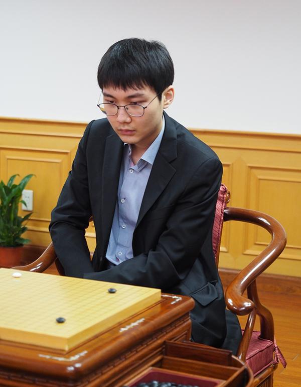 柯洁被欠薪30万事件已解决，对阵Master前曾微博讨薪