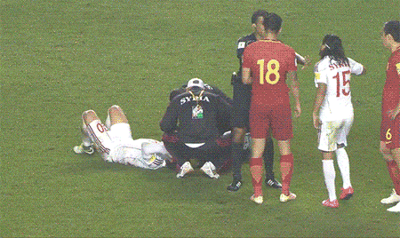 笑喷！如何拖延比赛时间，他们都是“卧草界”的老司机