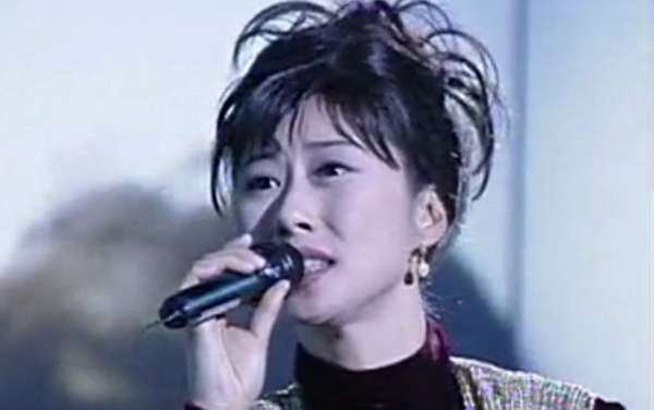 回忆下春晚历史上的经典歌曲，不知今年会有哪首歌令人难忘