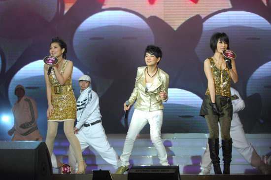 回忆下春晚历史上的经典歌曲，不知今年会有哪首歌令人难忘