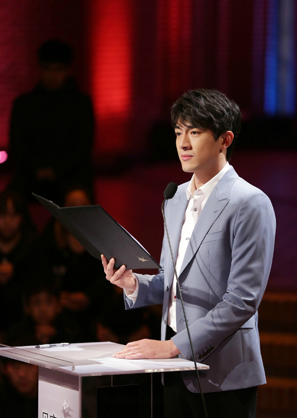 专访丨《见字如面》导演关正文：每一封信都是一出戏