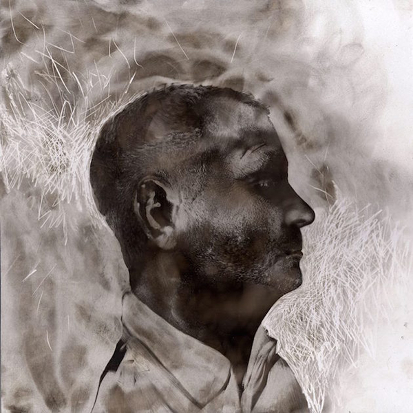 趣看｜用火焰烹制艺术，带着烟熏味的绘画作品